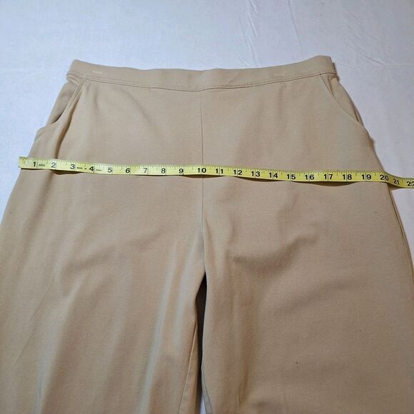 L.L. Bean Beige Tan Cropped Capri Straight Leg Pants Stretch Loungewear Size L - Picture 6 of 13